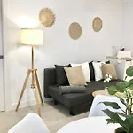 Holidays - Apto C Nuevo Centrico Con Garaje Gratis * Кастро-Урдиалес