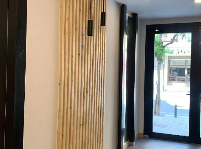 Holidays - Apto C Nuevo Centrico Con Garaje Gratis Apartment *