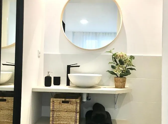 Holidays - Apto C Nuevo Centrico Con Garaje Gratis Apartment Castro Urdiales