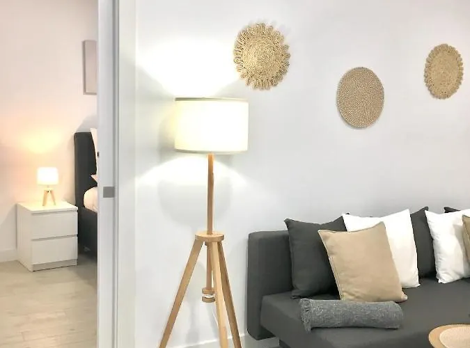 Holidays - Apto C Nuevo Centrico Con Garaje Gratis Apartment *