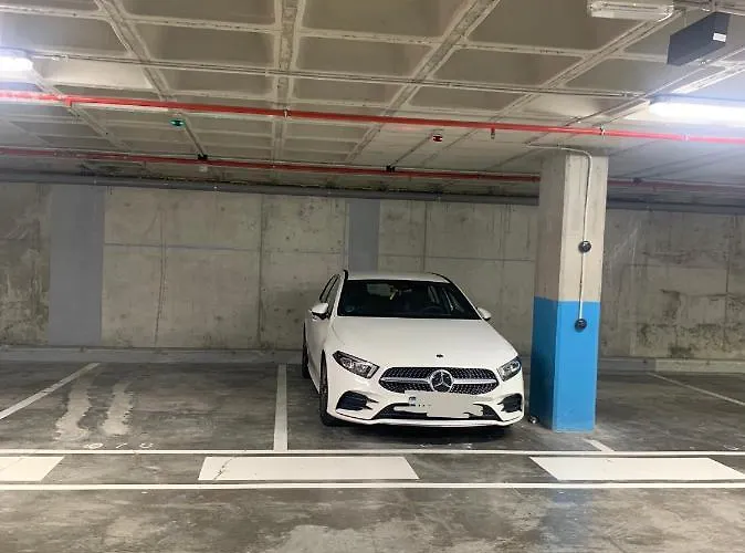 Holidays - Apto C Nuevo Centrico Con Garaje Gratis Apartment