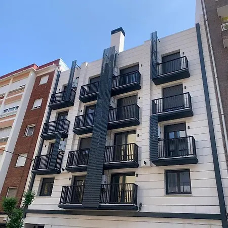 Holidays - Apto C Nuevo Céntrico Con Garaje Gratis *