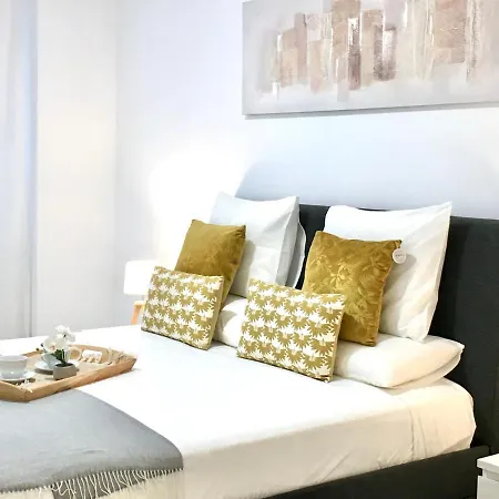 Holidays - Apto C Nuevo Céntrico Con Garaje Gratis * Castro Urdiales