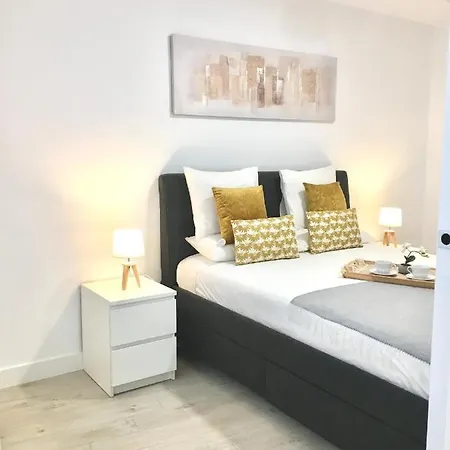 Holidays - Apto C Nuevo Céntrico Con Garaje Gratis Castro Urdiales