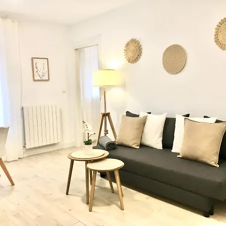 Holidays - Apto C Nuevo Céntrico Con Garaje Gratis *