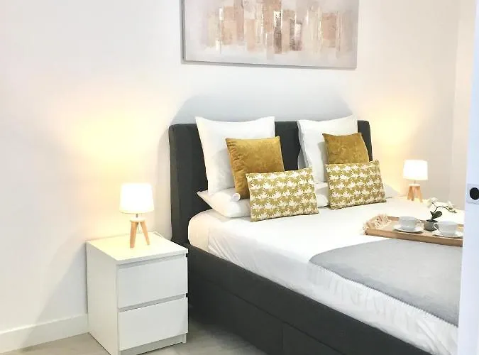 Holidays - Apto C Nuevo Centrico Con Garaje Gratis Castro Urdiales