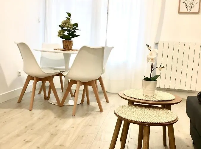 Holidays - Apto C Nuevo Centrico Con Garaje Gratis *