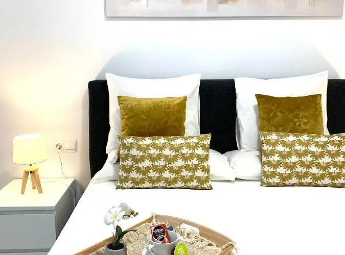 Holidays - Apto C Nuevo Centrico Con Garaje Gratis *